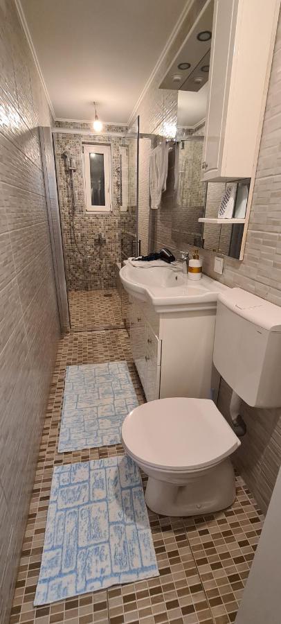 Seby Studio Constanta Luaran gambar